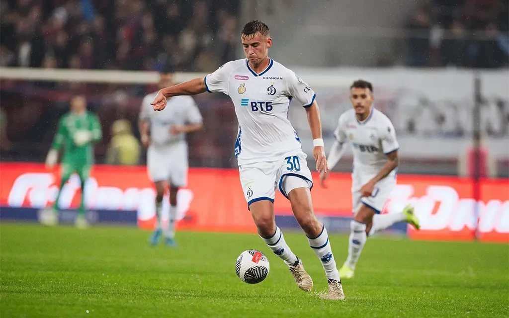 Дмитрий_Александров,_ФК_Динамо_Москва.webp