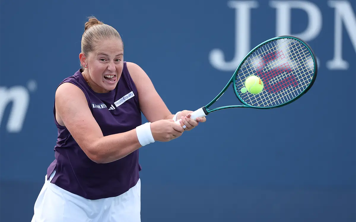 Елена Остапенко