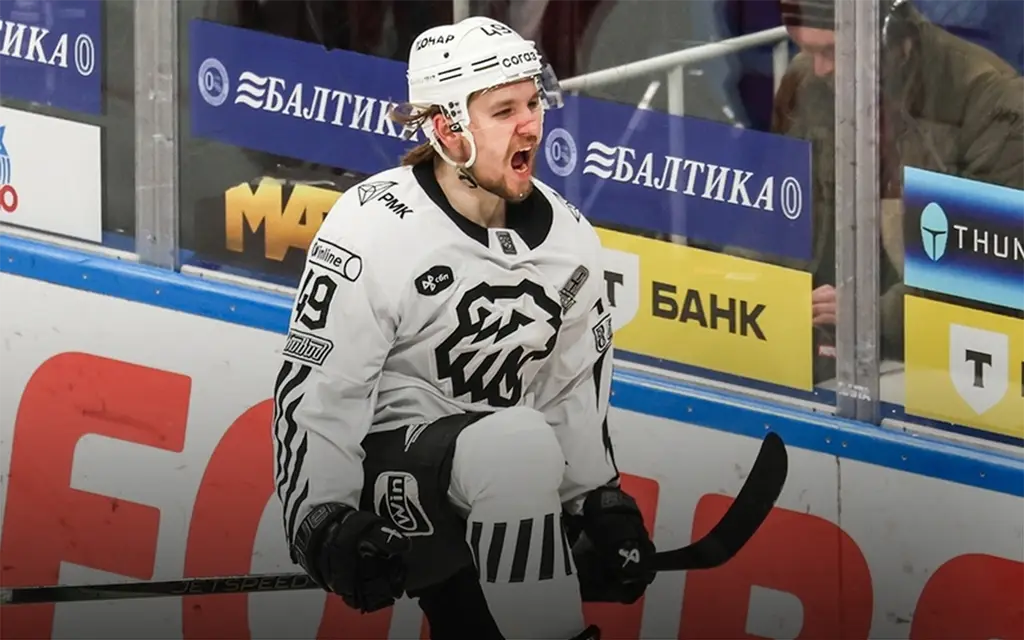 Максим Шабанов, ХК Трактор.webp